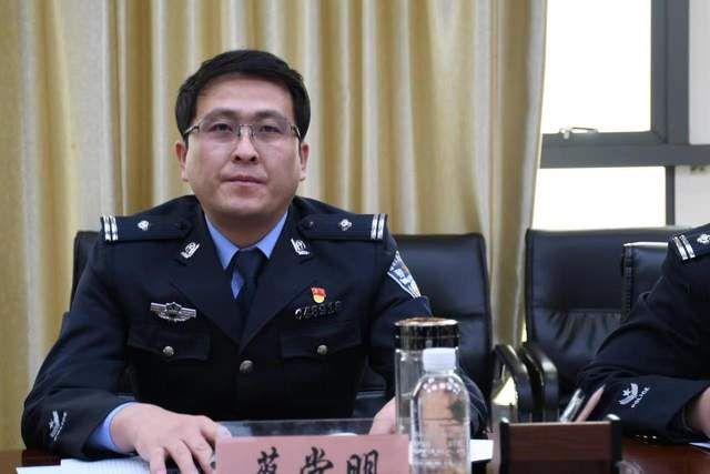 刑警大队电视剧，铁汉柔情探案路