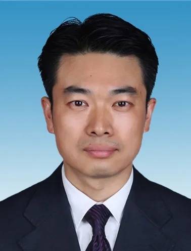 鞍山杜鸣青的全新职务，爱与陪伴的日常故事舞台