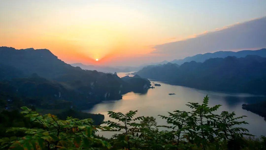 乌江画廊自驾最新游攻略，畅游美景，尽享自驾乐趣！